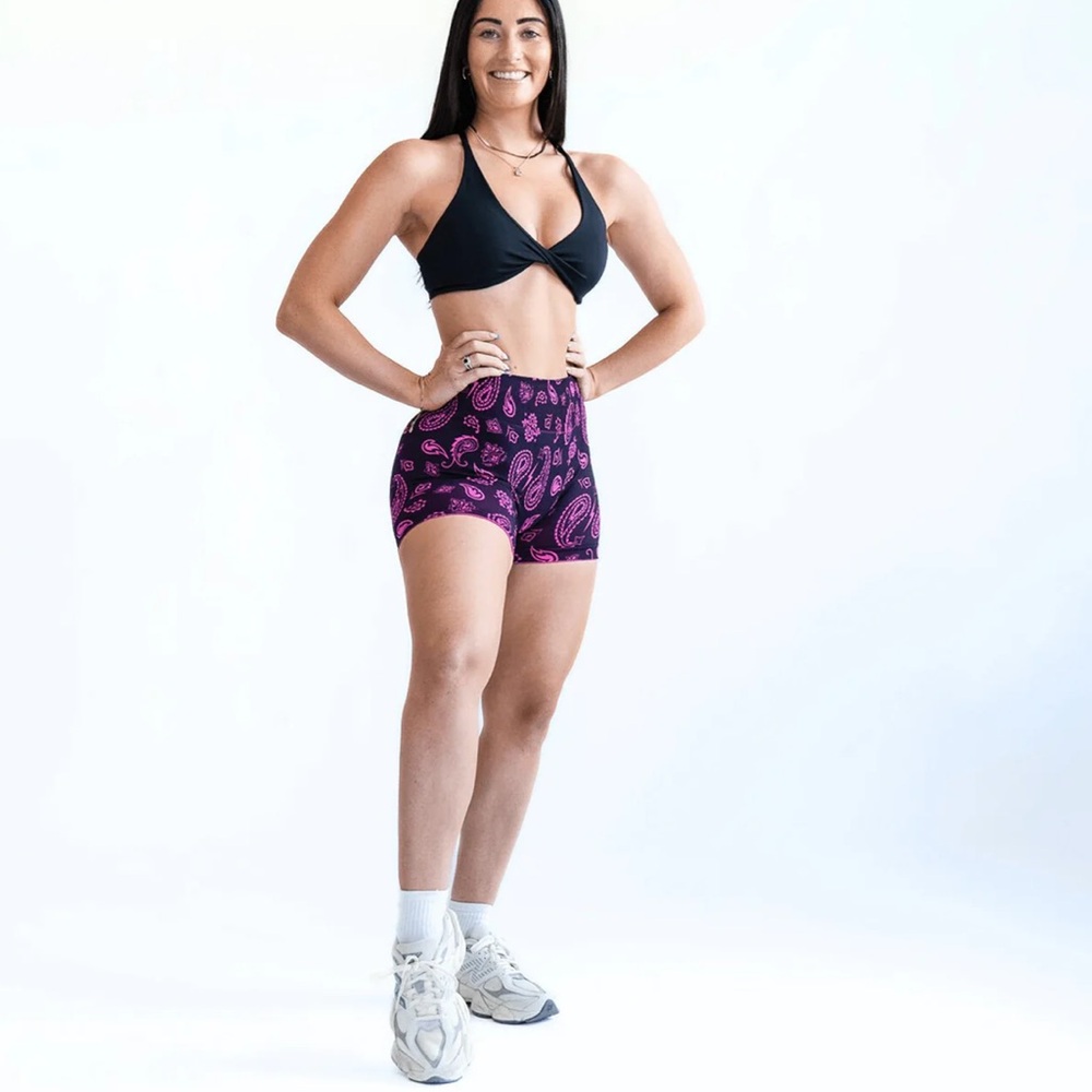 Vital Scrunch butt shorts